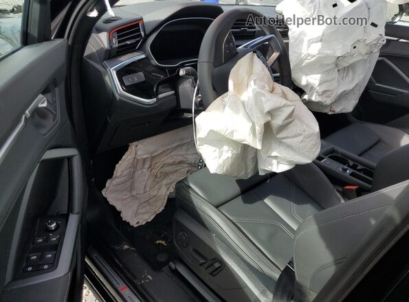 WA1DECF37S1055770 2025 AUDI Q3 Black Dashboard view