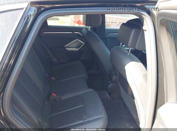 WA1DECF38N1074073 2022 AUDI Q3 Black VIN sticker view