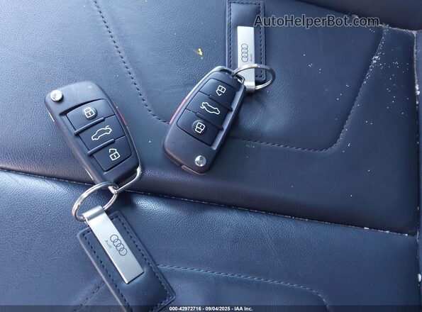 WA1DECF38N1074073 2022 AUDI Q3 Black Dashboard view