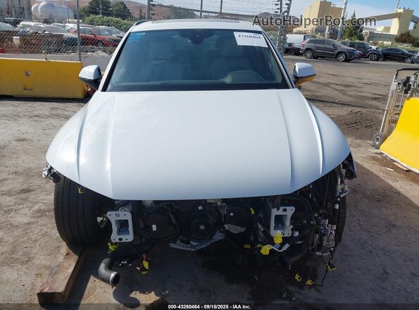WA1E2AFY8R2113547 2024 AUDI Q5 White Вид задньої частини салону