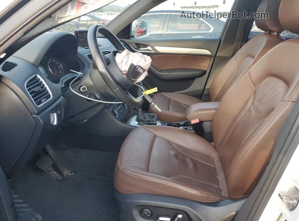 WA1ECCFS4HR010457 2017 AUDI Q3 White 