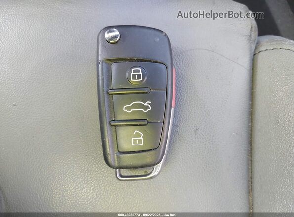 WA1EECF31L1102555 2020 AUDI Q3 Белый Вид панели приборов