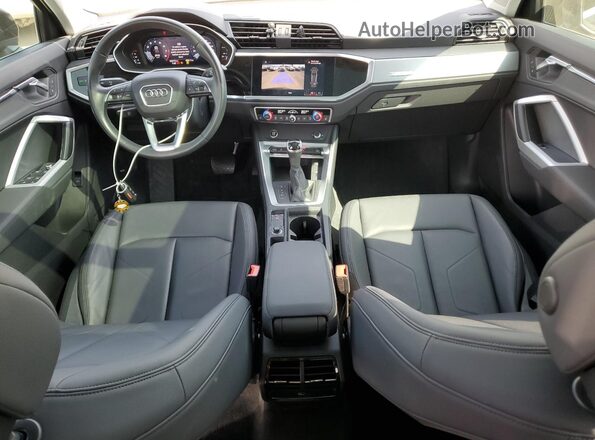 WA1EECF32M1062942 2021 AUDI Q3 Black 