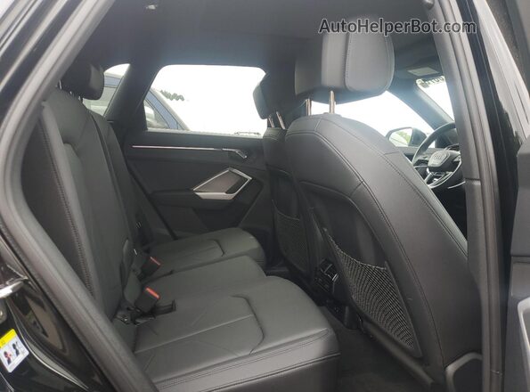WA1EECF36R1173355 2024 AUDI Q3 Black Vista interior trasera