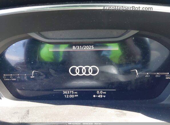 WA1EECF37N1090169 2022 AUDI Q3 White Rear seats view