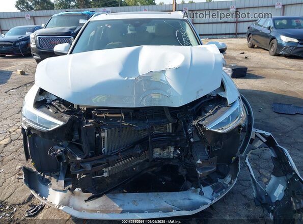 WA1EECF37N1090169 2022 AUDI Q3 White Dashboard view