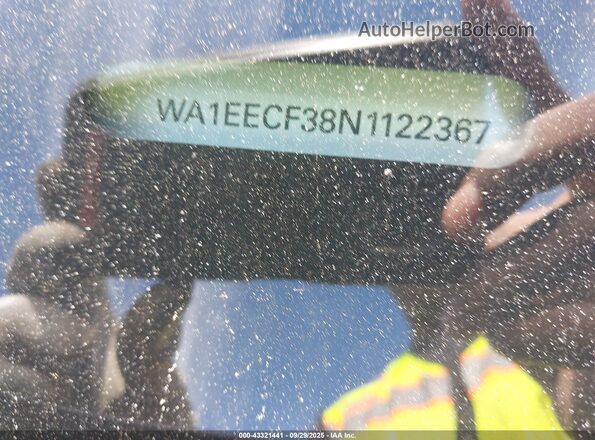 WA1EECF38N1122367 2022 AUDI Q3 Black Engine compartment view