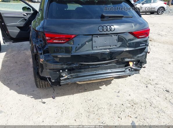 WA1EECF38N1122367 2022 AUDI Q3 Black Front view