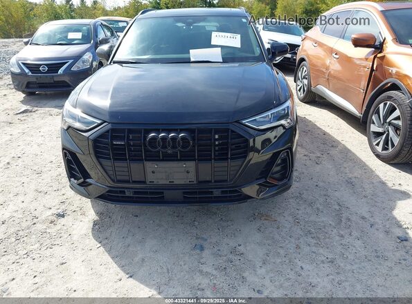 WA1EECF38N1122367 2022 AUDI Q3 Black Rear interior view