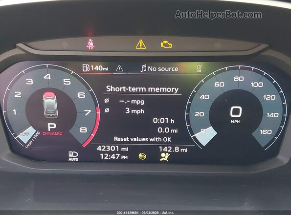 WA1EECF3XN1122726 2022 AUDI Q3 Blue Вид задніх сидінь