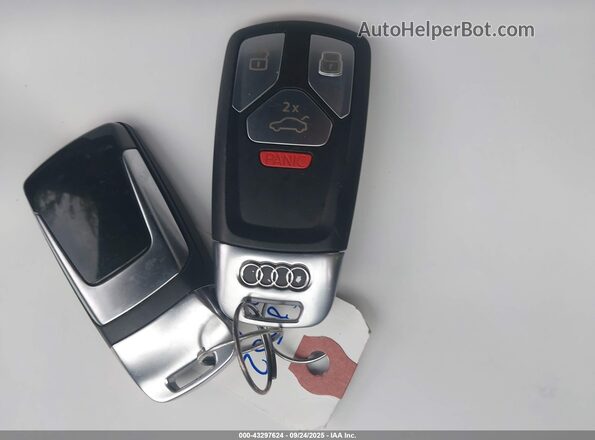 WA1ENAFYXL2090867 2020 AUDI Q5 Gray Вид панелі приладів