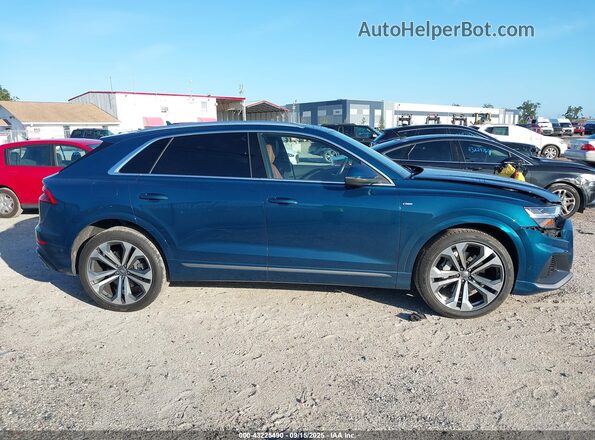 WA1EVAF12MD003519 2021 AUDI Q8 Зеленый Вид задней части салона