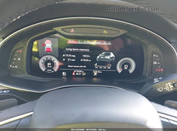 WA1EVAF12MD003519 2021 AUDI Q8 Зеленый Вид задних сидений