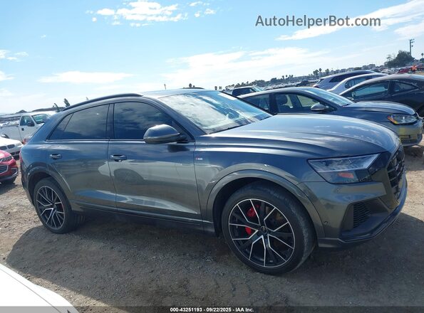 WA1EVAF19MD037876 2021 AUDI Q8 Gray Vista interior trasera