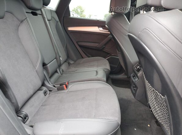 WA1F2BFYXM2042984 2021 AUDI Q5 Silver Vista interior trasera