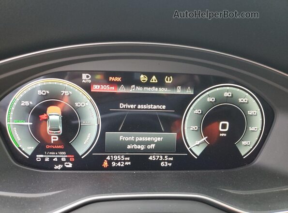 WA1F2BFYXM2042984 2021 AUDI Q5 Silver Vista del cuadro de instrumentos