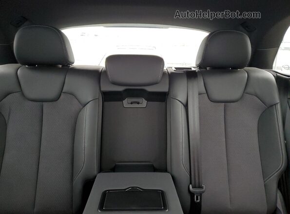 WA1F2BFYXM2042984 2021 AUDI Q5 Silver Vista de los asientos traseros