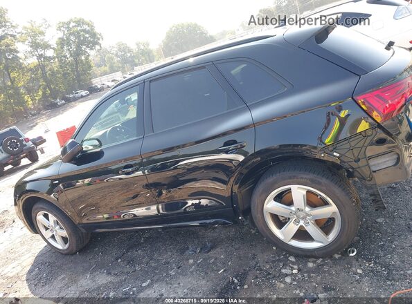 WA1FAAFY4N2057415 2022 AUDI Q5 Black 