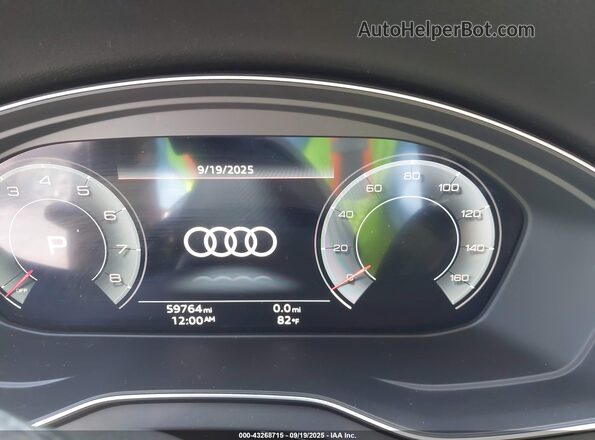 WA1FAAFY4N2057415 2022 AUDI Q5 Black 