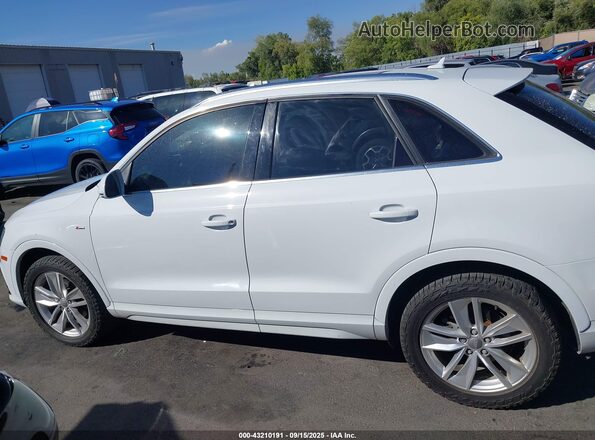 WA1JCCFS1JR003065 2018 AUDI Q3 White 