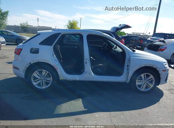 WA1JCCFS1JR003065 2018 AUDI Q3 White 