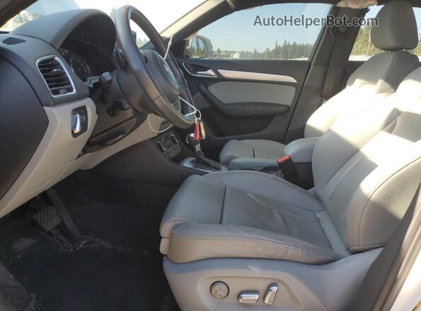 WA1JCCFS2JR018075 2018 AUDI Q3 White 