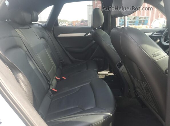 WA1JCCFS2JR024605 2018 AUDI Q3 White 