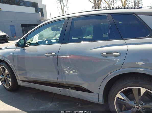 WA1KUBFZ1SP071727 2025 AUDI Q4 Teal 