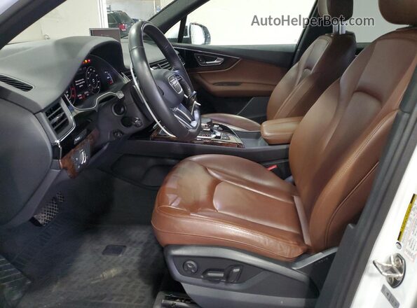 WA1LAAF71JD013235 2018 AUDI Q7 White 