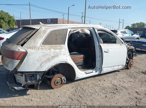 WA1LAAF72HD013805 2017 AUDI Q7 White Vista de la etiqueta del VIN