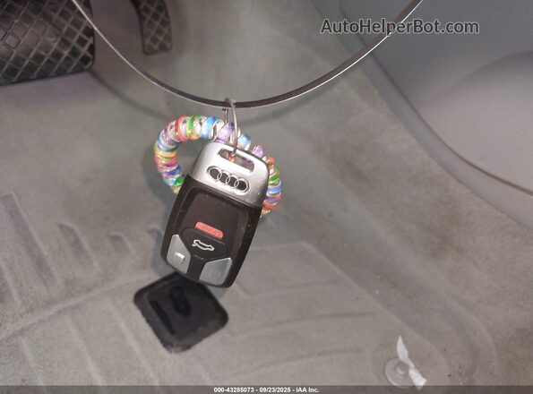 WA1LAAF72HD019815 2017 AUDI Q7 Серебряный Вид панели приборов