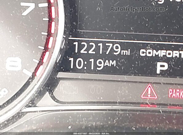 WA1LHAF73JD044868 2018 AUDI Q7 White 
