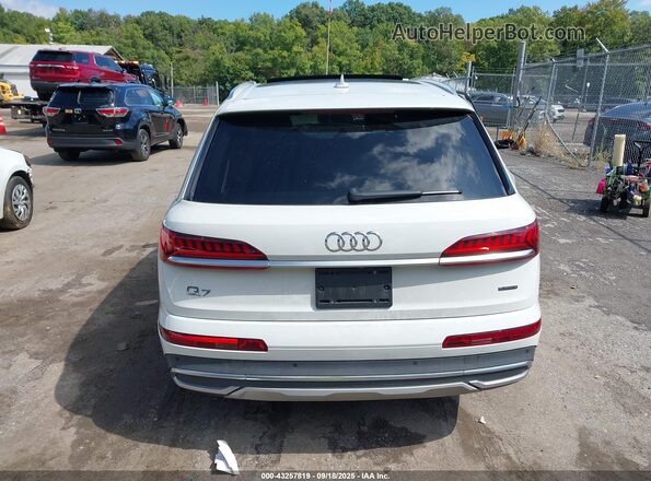 WA1LXAF72MD014140 2021 AUDI Q7 White 