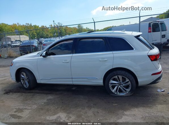 WA1LXAF72MD014140 2021 AUDI Q7 White სალონის 360-გრადუსიანი ხედი