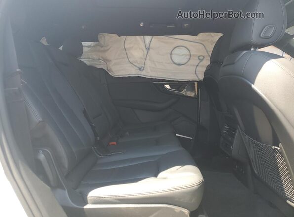 WA1LXAF75MD038769 2021 AUDI Q7 White 