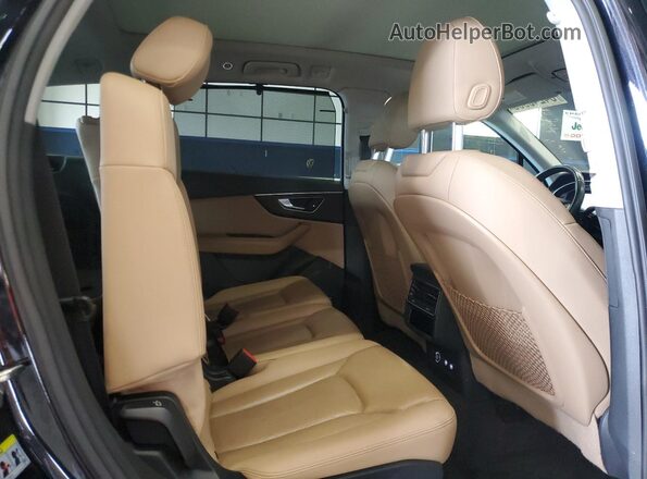WA1LXAF78LD001343 2020 AUDI Q7 Black Widok wnętrza z tyłu