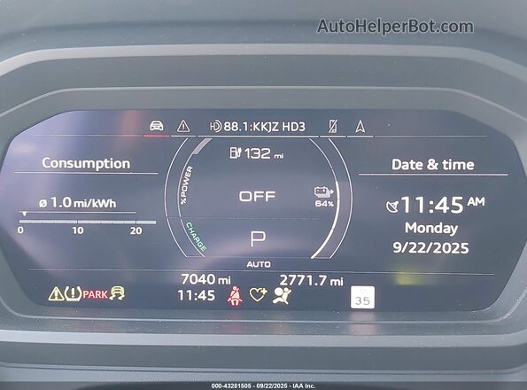 WA1MUBFZ3RP045584 2024 AUDI Q4 Light Blue 
