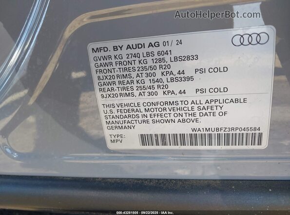 WA1MUBFZ3RP045584 2024 AUDI Q4 Light Blue Շարժիչի բաժամունքի տեսք