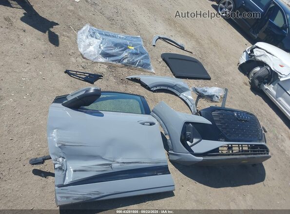 WA1MUBFZ3RP045584 2024 AUDI Q4 Light Blue Սարքավորումների վահանակի տեսք