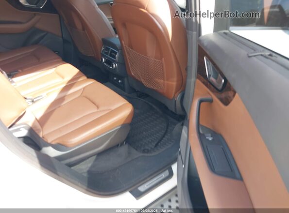 WA1VAAF77JD024863 2018 AUDI Q7 White 
