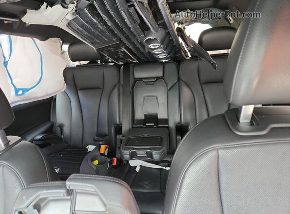 WA1VAAF7XJD027868 2018 AUDI Q7 White 