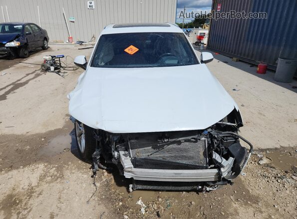 WA1VAAF7XJD027868 2018 AUDI Q7 White 