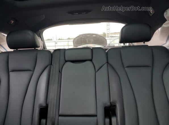 WA1VAAF7XJD028633 2018 AUDI Q7 Black 
