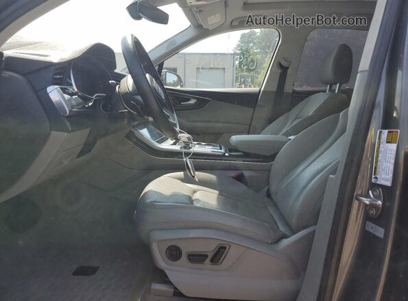 WA1VXAF73LD004899 2020 AUDI Q7 Gray Widok wnętrza z przodu