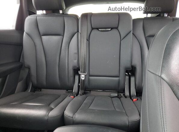 WA1VXAF74MD030784 2021 AUDI Q7 Black Вид задніх сидінь