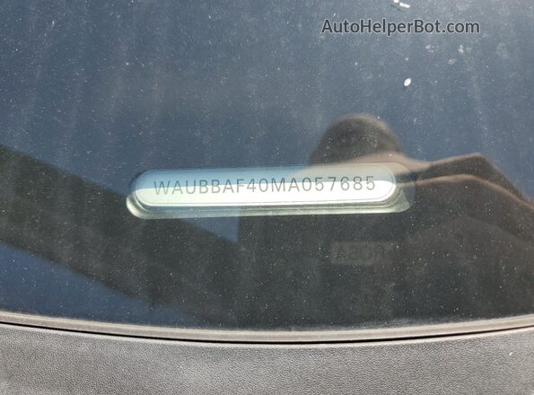 WAUBBAF40MA057685 2021 AUDI OTHER Blue Շարժիչի բաժամունքի տեսք