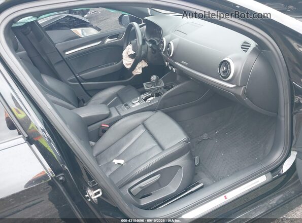 WAUBEGFF3LA006689 2020 AUDI OTHER Black Front interior view