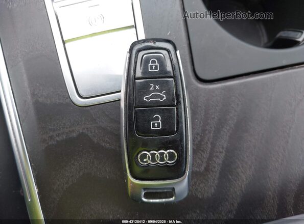 WAUFFAF29LN038726 2020 AUDI S6 Black Vista del salpicadero