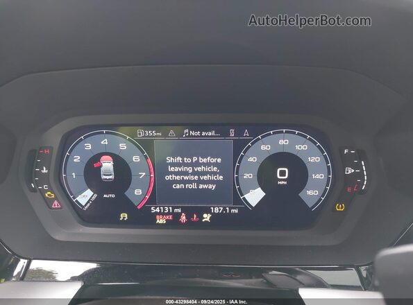 WAUGUDGY3NA016732 2022 AUDI OTHER Gray Widok tylnych siedzeń