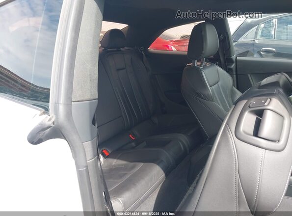 WAUTAAF58MA041699 2021 AUDI OTHER White Widok naklejki z numerem VIN